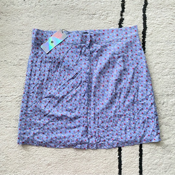 Daisy Street Purple button through mini skirt in vintage ditsy floral - Picture 3 of 10